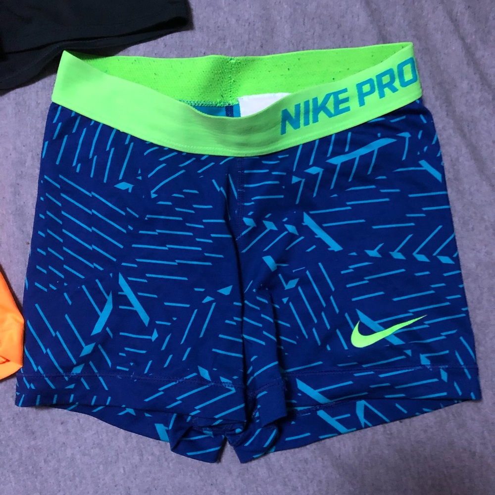 Sports spandex